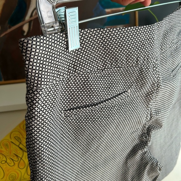 Hilary Radley Monochrome Geometric Bermudas - Picture 13 of 16